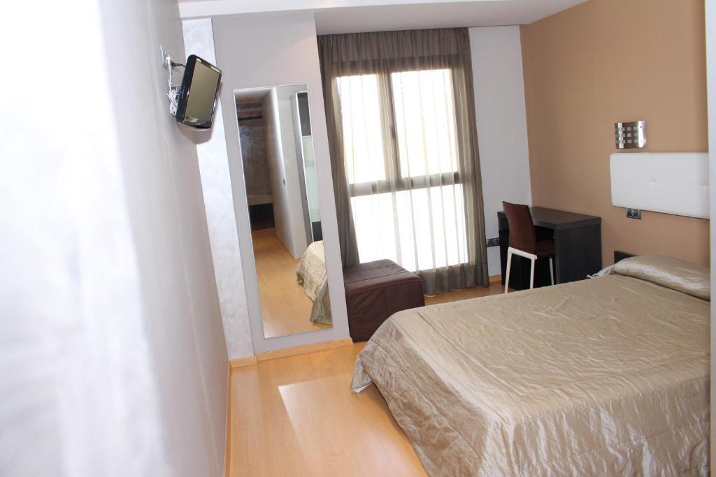 Hotel Ciutat D'Amposta Cameră foto